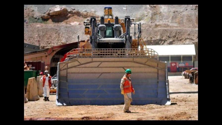 La economía chilena cae el 3.1 % interanual en enero por servicios y producción