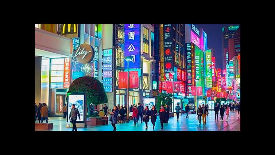 China espera que su actividad económica vuelva a un “rango razonable” en 2021