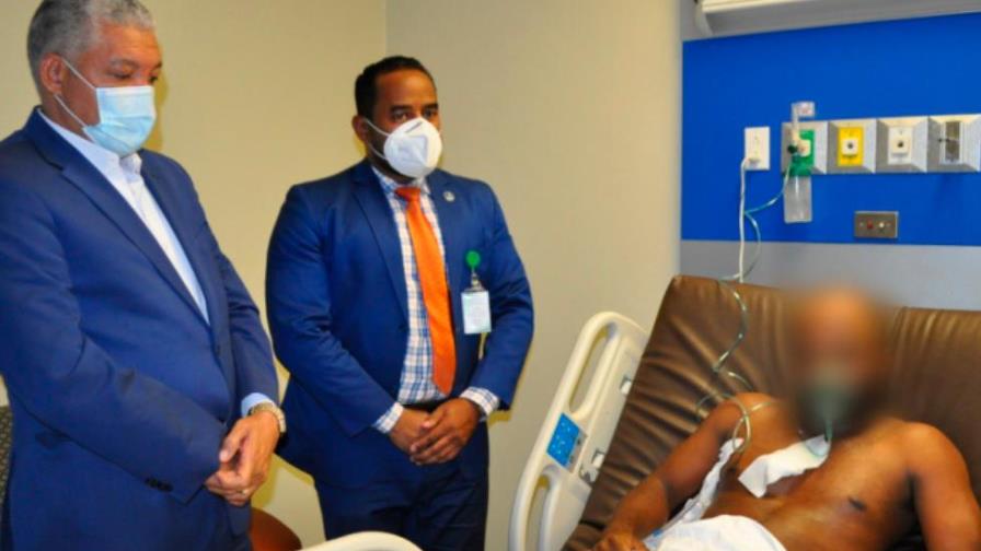 Pasajero de la OMSA apuñala chofer y huye en un motor 