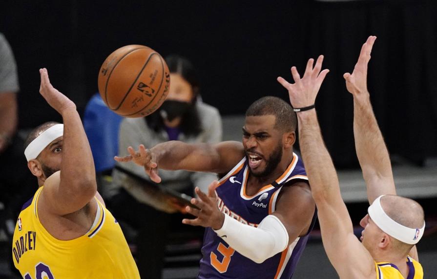 Vídeo | Suns superan expulsión de Booker, derrotan a Lakers