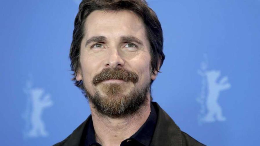 Christian  Bale dice que se sintió como una “rana toro” al interpretar a Cheney