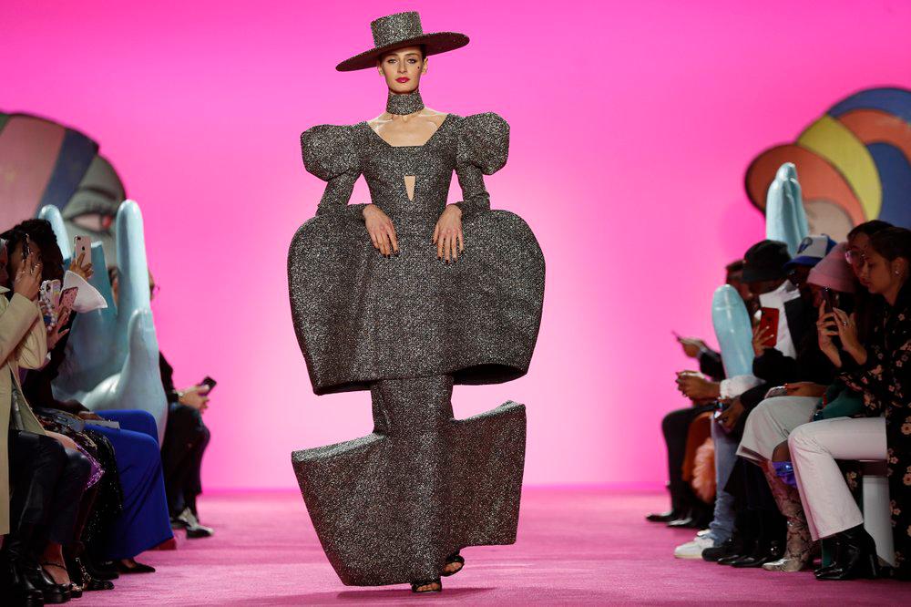 La colección Christian Siriano es presentada durante la Semana de la Moda, jueves 6 de febrero de 2020, en Nueva York.