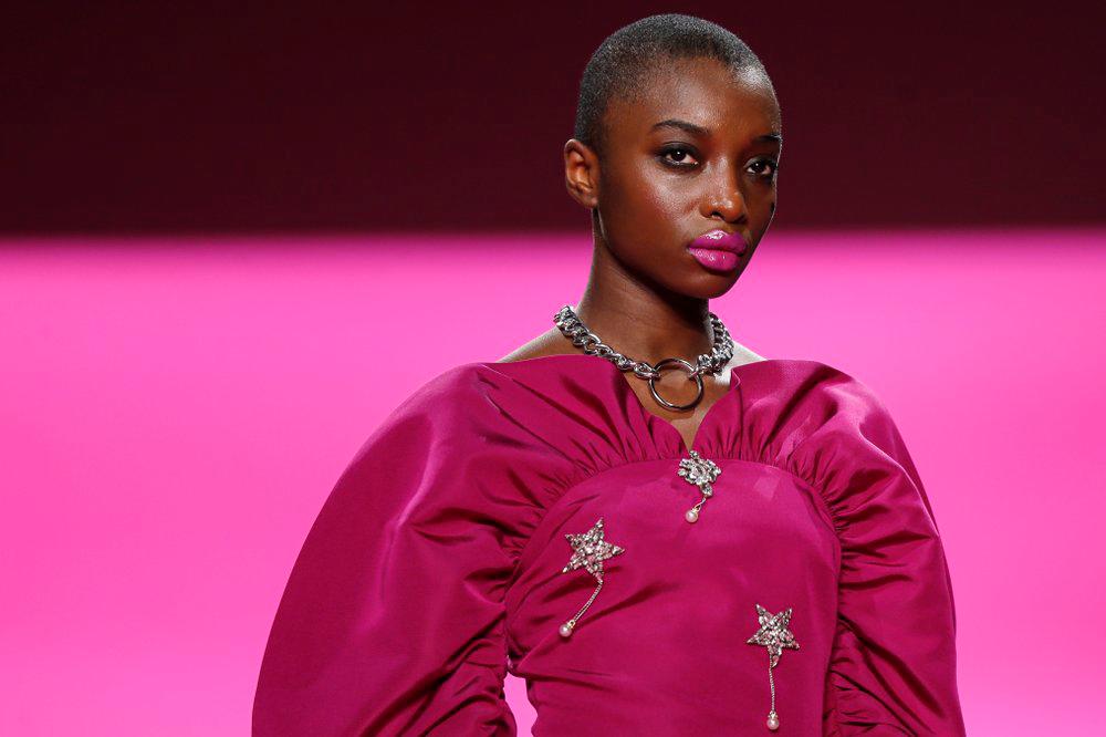 La colección Christian Siriano es presentada durante la Semana de la Moda, jueves 6 de febrero de 2020, en Nueva York.