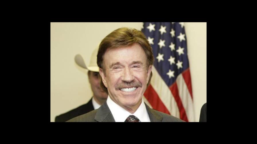 Mánager de Chuck Norris dice él no estuvo en asalto al Capitolio Mánager de Chuck Norris dice él no estuvo en asalto al Capitolio