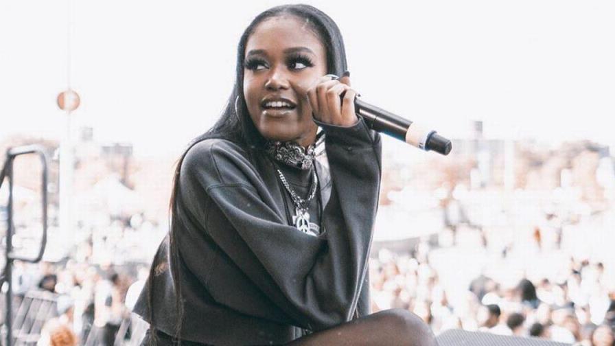 Muere cantante Chynna Rogers, a los 25 años