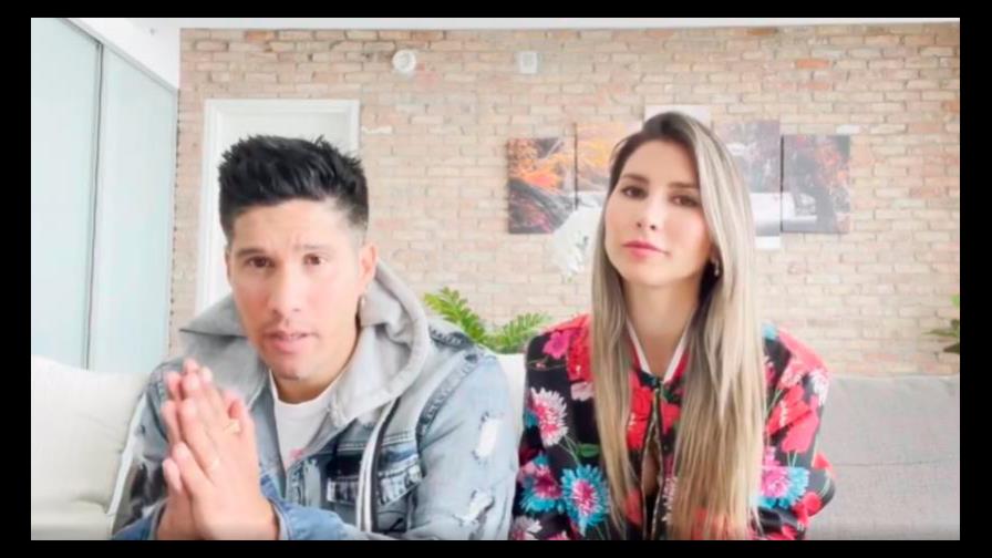 Chyno Miranda explota contra quienes insultan a su esposa tras el anuncio de su ruptura