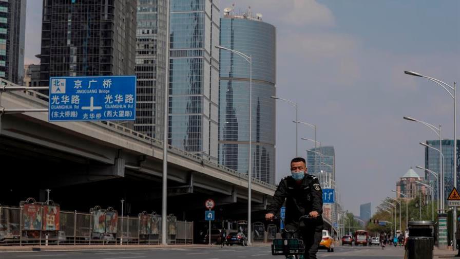 Nuevo descenso de casos en China, que no registra ningún muerto por COVID-19