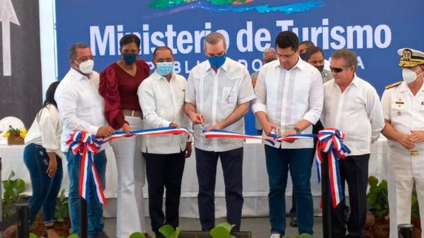 Abinader inaugura circunvalación Verón-Bávaro en La Altagracia