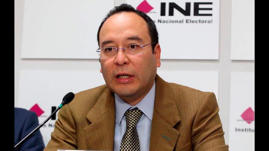 Autoridad multa al partido de López Obrador por financiamiento ilegal Autoridad multa al partido de López Obrador por financiamiento ilegal