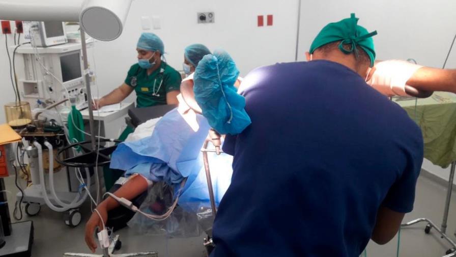 Moscoso Puello realizará cirugías urológicas reconstructivas en niños y adultos