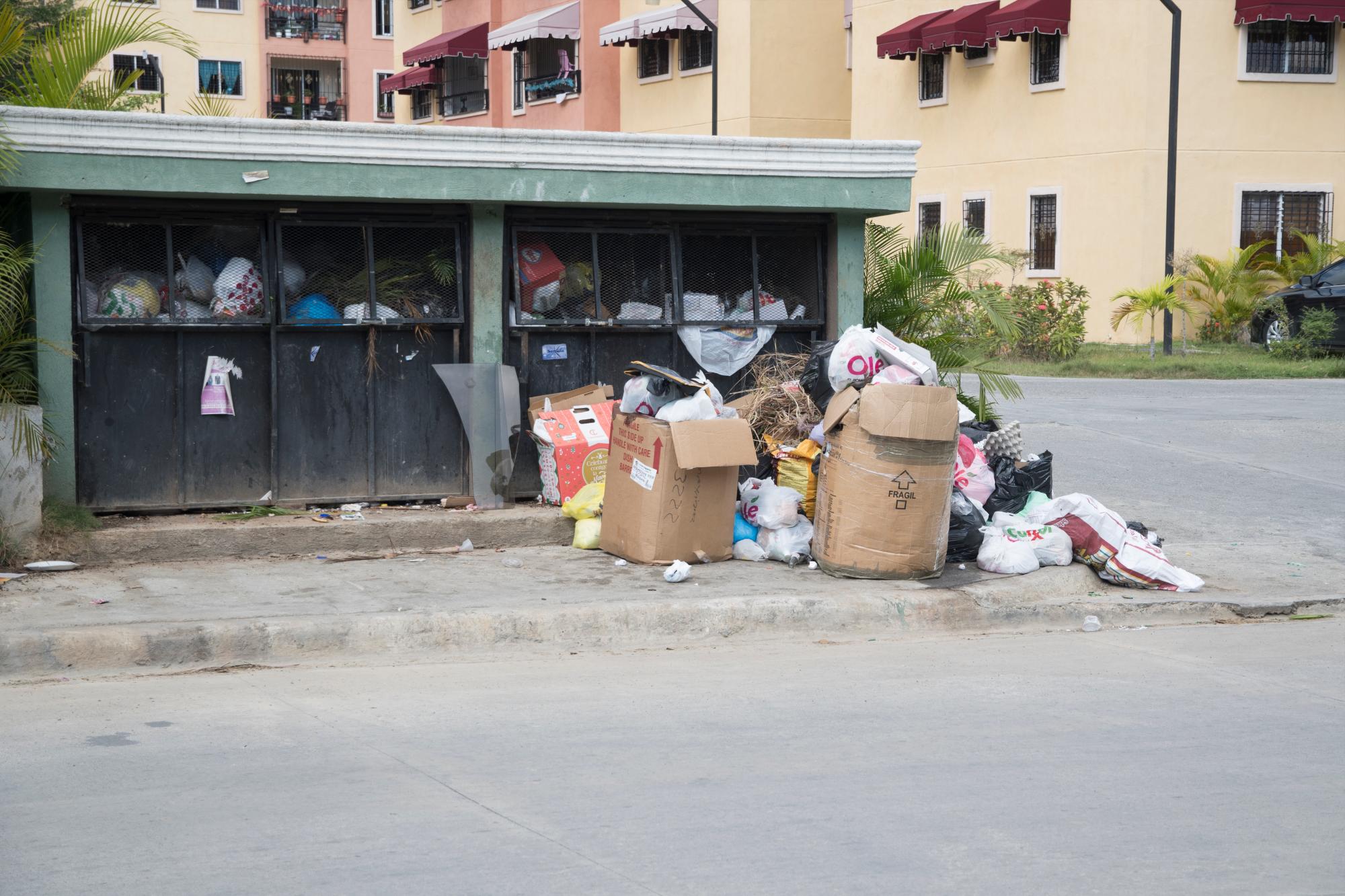 Los malos olores abundan en el lugar