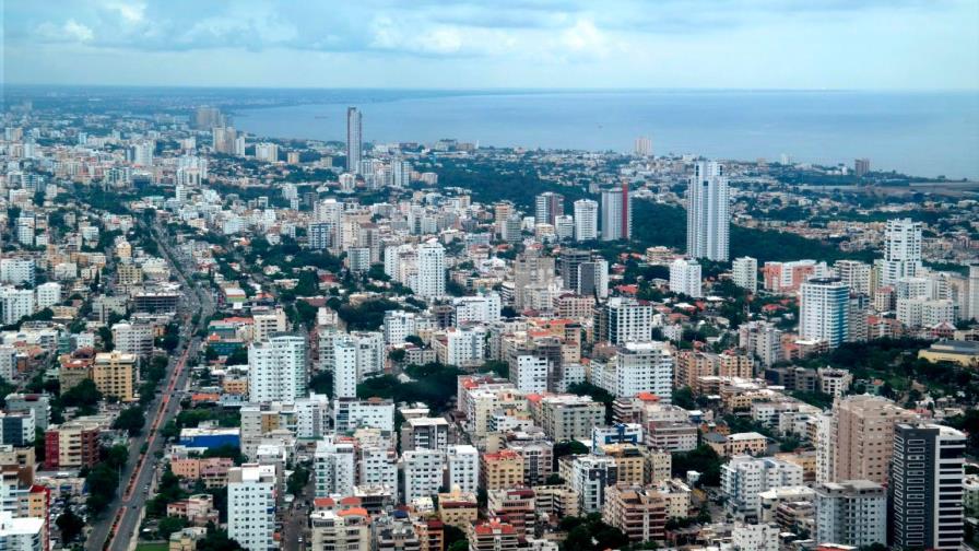 Ambiente fresco y escasas lluvias sobre el territorio nacional para este martes 