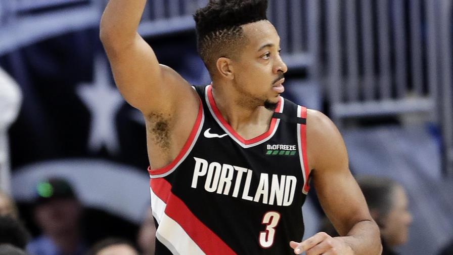 McCollum y Trent ayudan a Blazers en paliza al Magic McCollum y Trent ayudan a Blazers en paliza al Magic