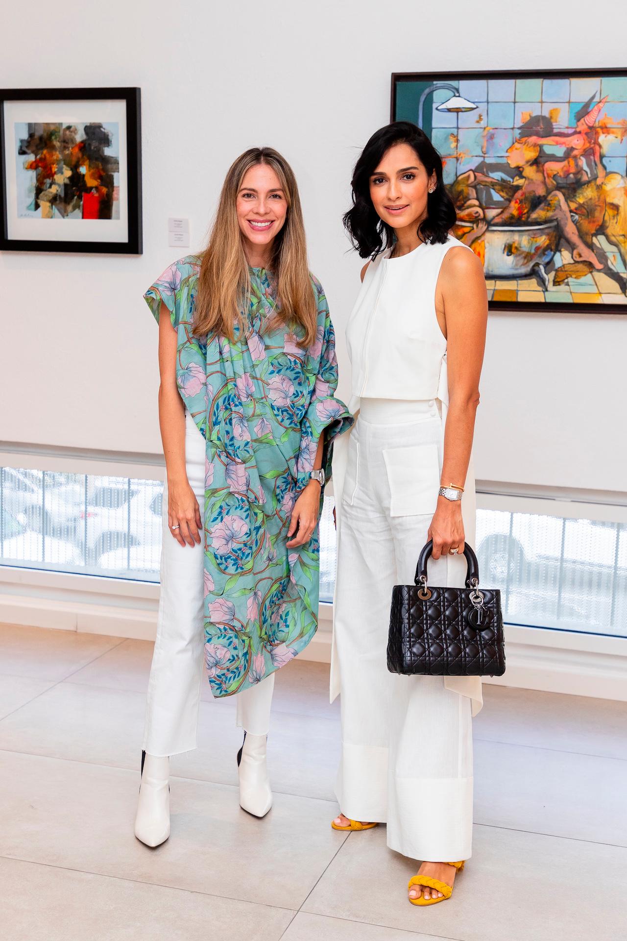 Claudia González y Atenas Hernández.