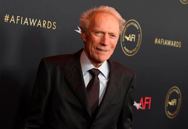 Clint Eastwood denuncia productos derivados de la marihuana por usar su marca
