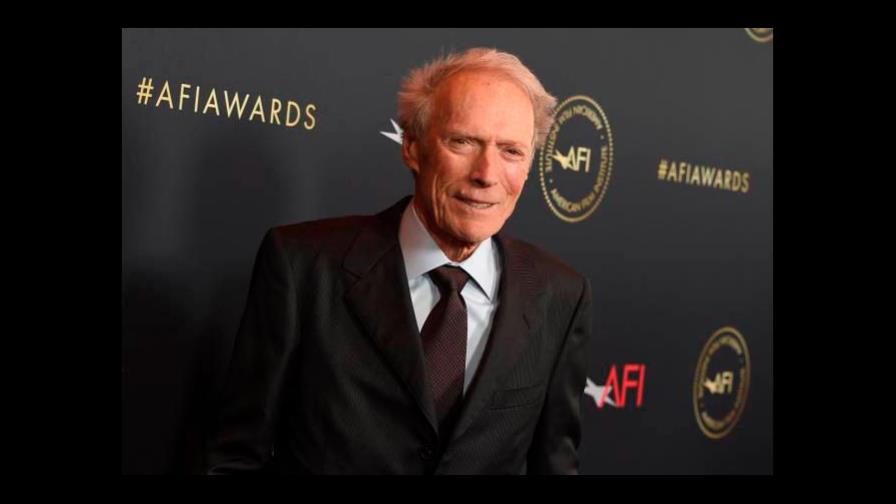 Clint Eastwood denuncia productos derivados de la marihuana por usar su marca