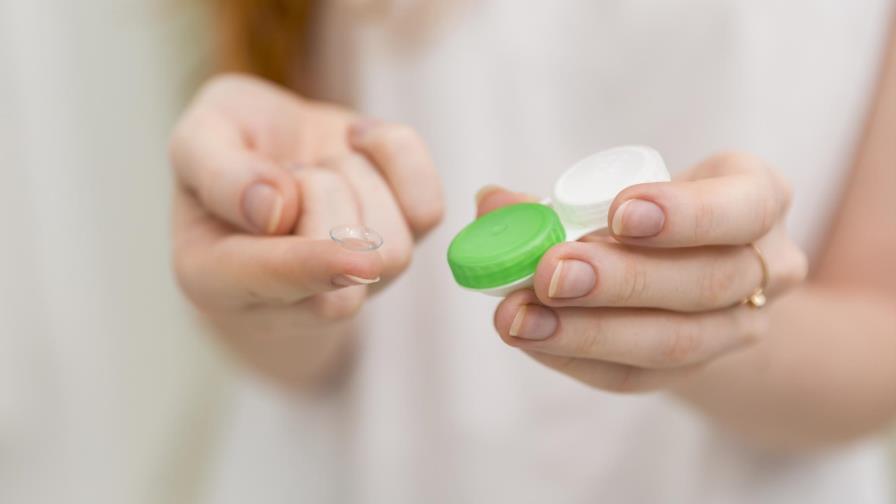 Qué pasa si usas mal los lentes de contacto