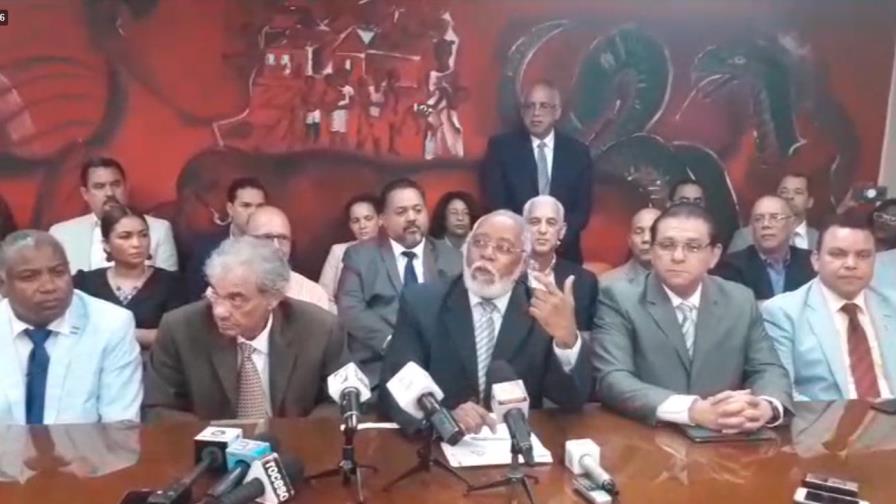 En vivo: Rueda de prensa del Colegio Médico sobre suspensión de servicios a ARS-Humano En vivo: Rueda de prensa del Colegio Médico sobre suspensión de servicios a ARS-Humano