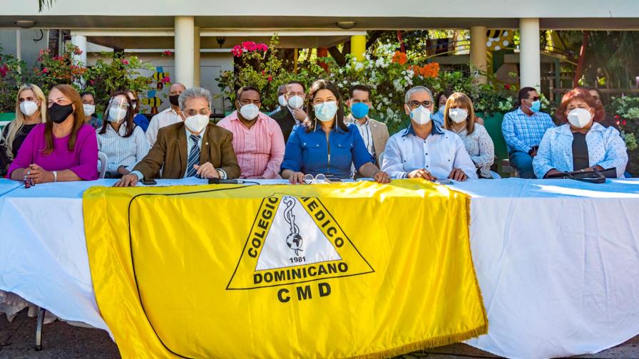 Médicos creen que sistema sanitario “podría colapsar” por flexibilización Médicos creen que sistema sanitario “podría colapsar” por flexibilización