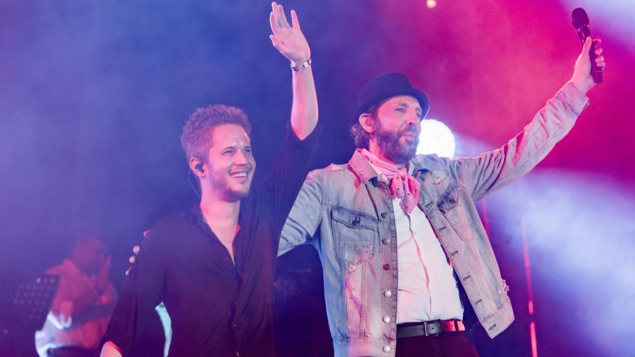 Juan Luis Guerra y Vicente García emocionan unidos por primera vez en RD