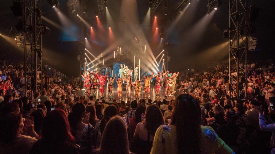 La magia del Bazzar sigue este finde en “La gran carpa”