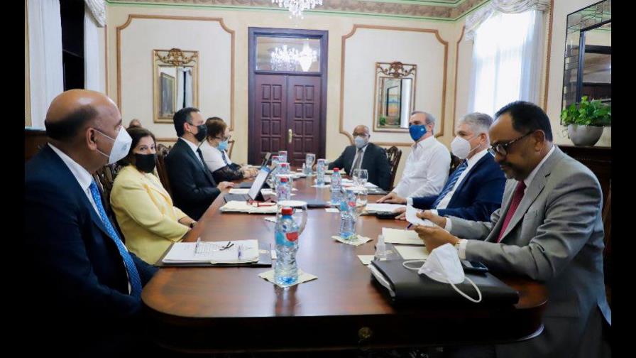 Consejo Nacional de la Magistratura excluye a 10 postulantes al TSE por no cumplir requisitos Consejo Nacional de la Magistratura excluye a 10 postulantes al TSE por no cumplir requisitos