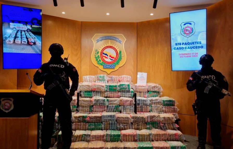 Decomisan casi 1,000 paquetes con sustancia se presume es cocaína en puerto Caucedo 