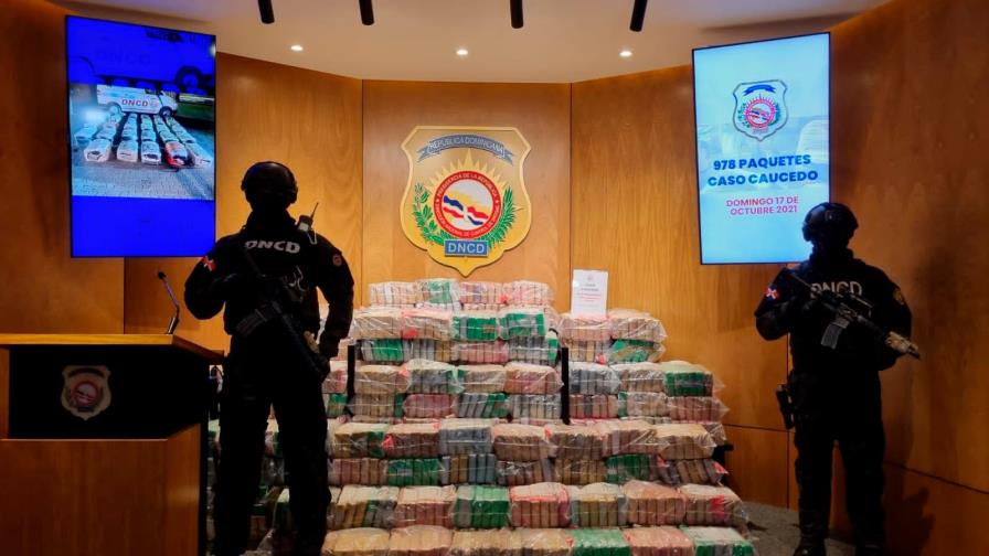 Decomisan casi 1,000 paquetes con sustancia se presume es cocaína en puerto Caucedo 