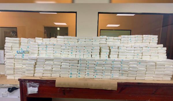 Confirman es cocaína y pesan 705 kilos los paquetes ocupados a cuatro personas en San Pedro de Macorís 