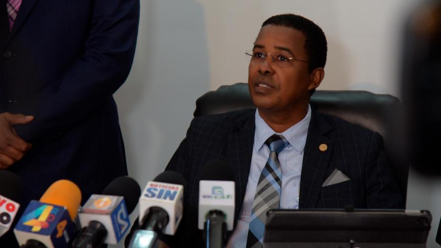 El CODIA dice gobierno pagó más de RD$ 28,000 millones a contratistas  