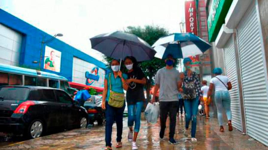 El COE emite alerta verde para el Distrito Nacional y 12 provincias por aguaceros