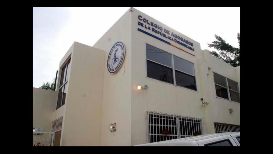 Colegio de Abogados pide juicio político contra presidente de la Suprema Corte de Justicia Colegio de Abogados pide juicio político contra presidente de la Suprema Corte de Justicia