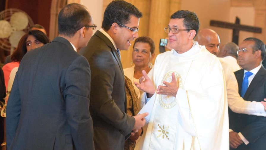 Collado asegura mejorará el mercado de la Duarte Collado asegura mejorará el mercado de la Duarte