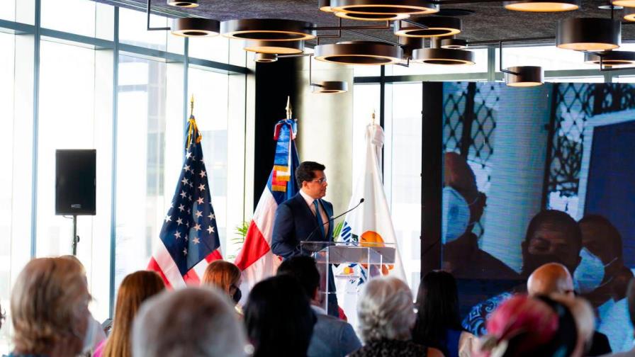 Collado busca aerolíneas, agencias de viajes y a touroperadores de Miami que confíen y vendan el destino RD