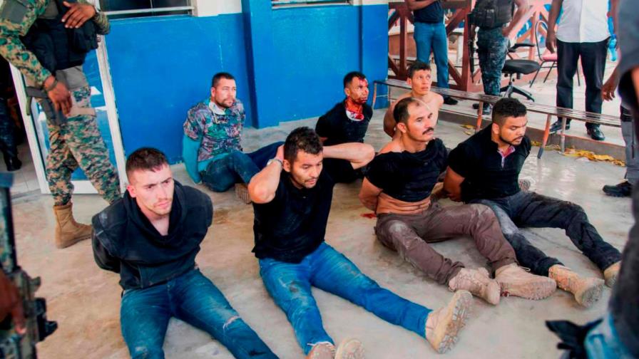 “Nos estamos muriendo”, dice exmilitar colombiano detenido en Haití por el  asesinato del presidente Moïse