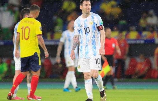 Colombia borra déficit de dos goles e iguala con Argentina