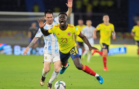 Colombia borra déficit de dos goles e iguala con Argentina