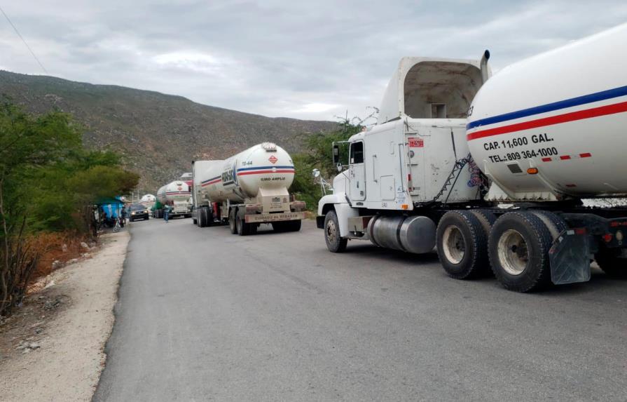 Gobierno dominicano autoriza el paso de 20 tanques de GLP hacia Haití por razones humanitarias 