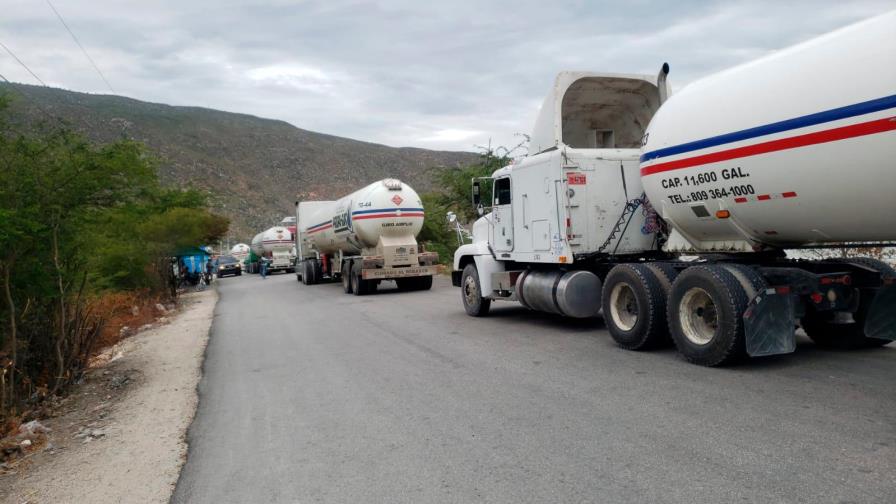 Gobierno dominicano autoriza el paso de 20 tanques de GLP hacia Haití por razones humanitarias Gobierno dominicano autoriza el paso de 20 tanques de GLP hacia Haití por razones humanitarias