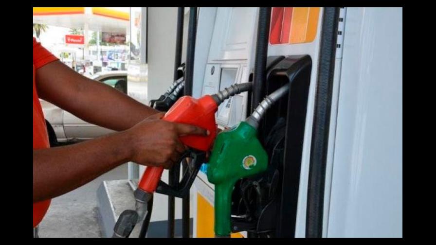Industria y Comercio congela precio de todos los combustibles