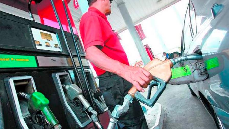 Industria y Comercio congela el precio de todos los combustibles 