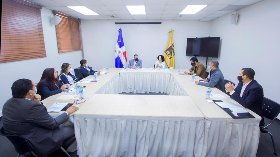 JCE y TSE buscan agilizar procesos en las rectificaciones de actas del Registro Civil JCE y TSE buscan agilizar procesos en las rectificaciones de actas del Registro Civil