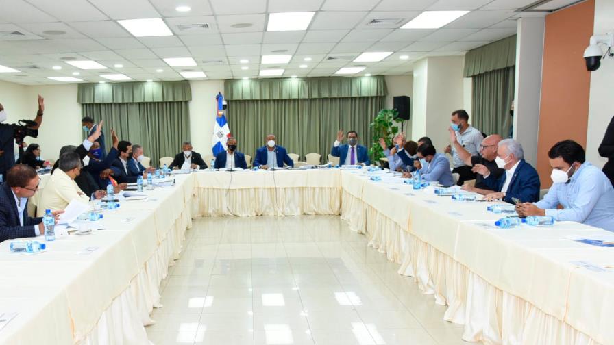 Alfredo Pacheco revela están tratando de “suavizar” decisiones sobre Código Penal