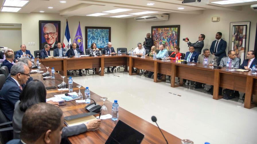 PLD agradeció al pueblo confianza de 16 años de gobierno PLD agradeció al pueblo confianza de 16 años de gobierno