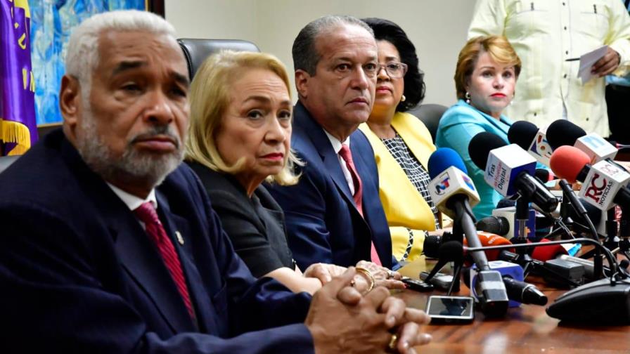 Comité Político del PLD se reunió antes que el Central; Danilo asistió