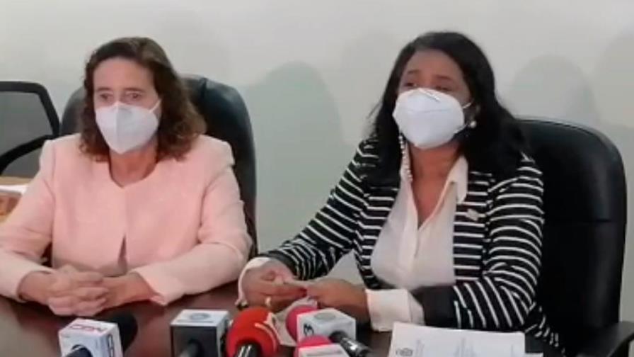 Unicef califica de “barbaridad” que se pretenda aprobar matrimonio a los 16 años 