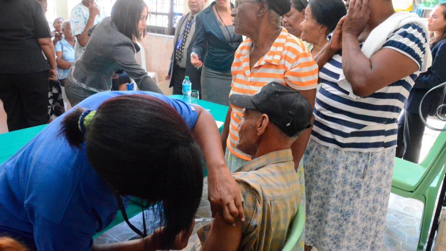 La estancada reforma a la Ley de Seguridad Social se discute         en tres escenarios