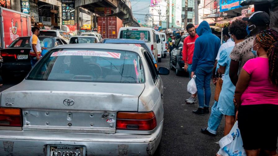 Choferes de concho suben el costo del pasaje a su antojo Choferes de concho suben el costo del pasaje a su antojo