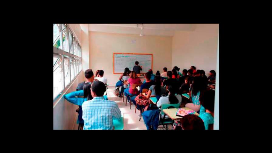 Egresados del programa docentes de excelencia participarán en concurso de oposición