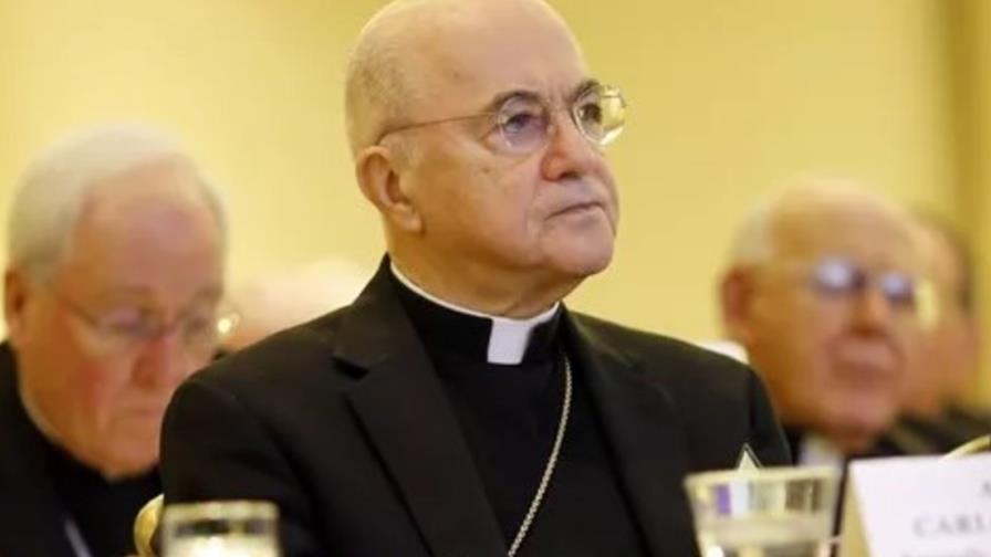 Condenan por robo a monseñor que pidió la renuncia del Papa Francisco Condenan por robo a monseñor que pidió la renuncia del Papa Francisco